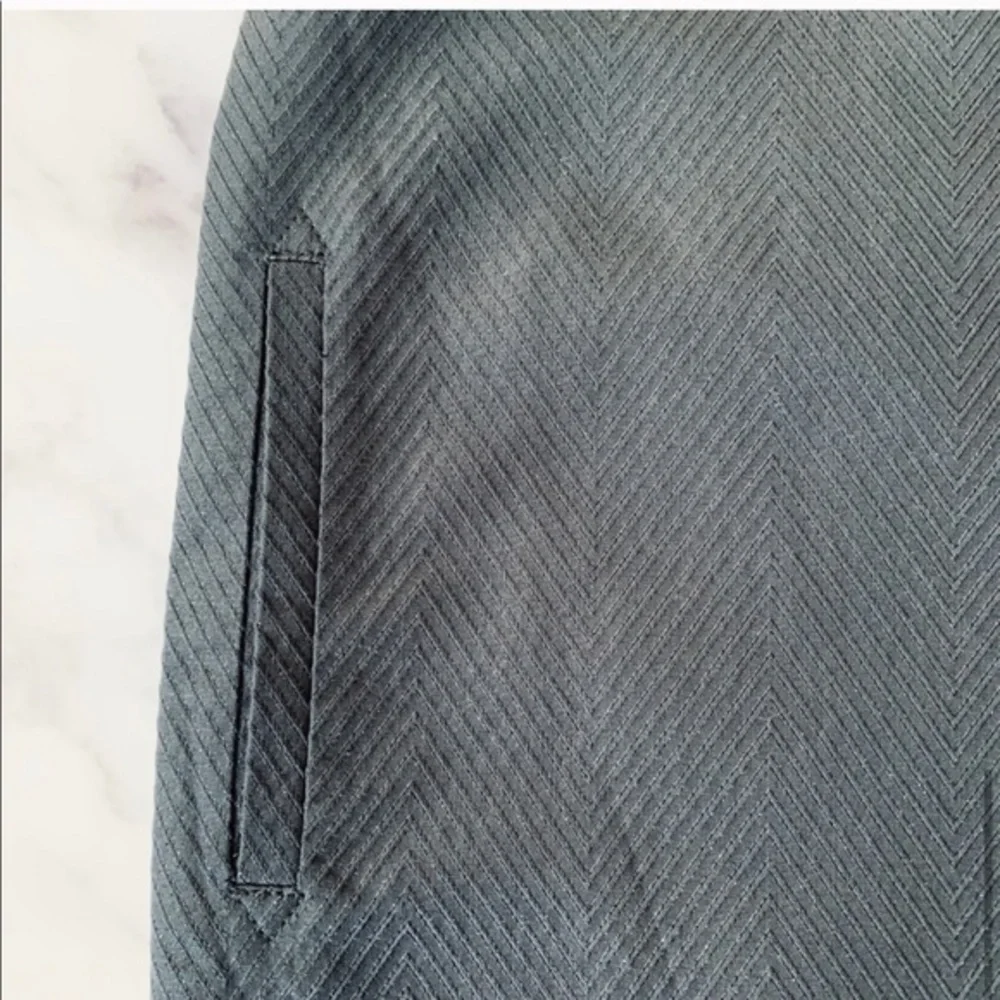 Costume National Chevron Texture Black Pencil Skirt Size Medium